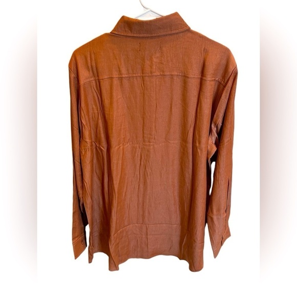 Merigold Kiss Women’s Rust Western Button Down Blouse Moisture Wicking New - Picture 2 of 3
